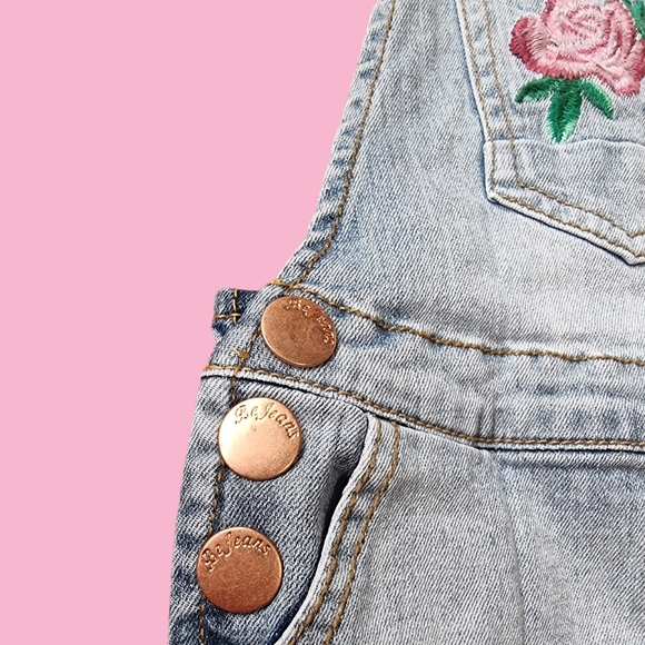 3/$40 Sale! Be Jeans Super Cute Embroidered Denim Short Overalls - Picture 3 of 5